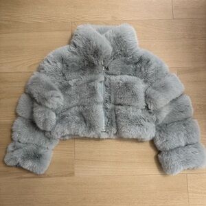 Iorane Fur Cropped Coat Icy Blue Grey, Size Small